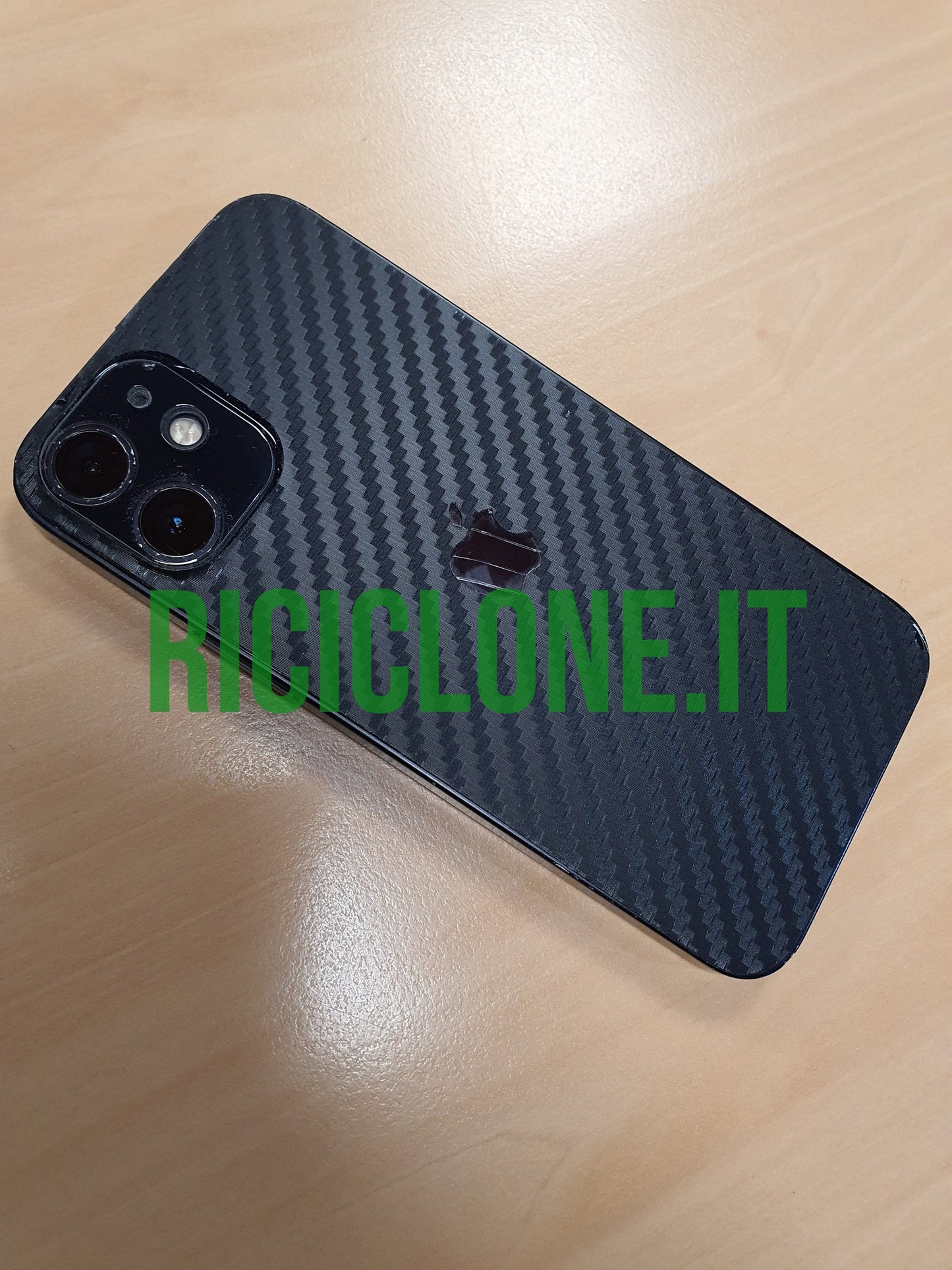 Pellicola idrogel nera per retro smartphone