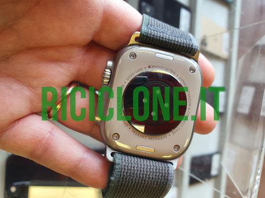Apple Watch Ultra 2 - cellular - 49mm - titanio
