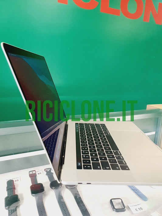 Apple MacBook Pro Retina 15" - 16 gb RAM - 512 gb SSD (2016)