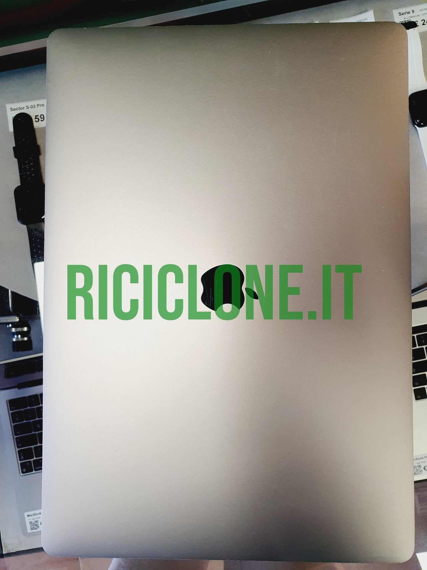 Apple MacBook Pro Retina 16" - 32 gb RAM - 512 gb SSD (2019)