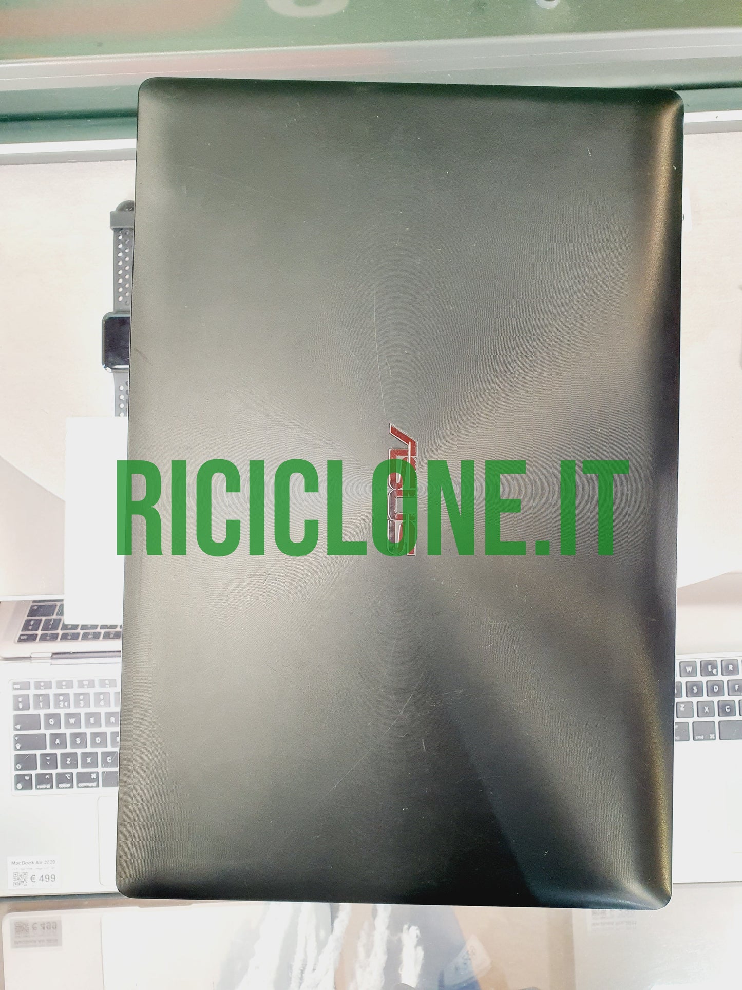 ASUS IdeaPad S145-15AST - 15.6" - 4gb RAM - 250gb SSD