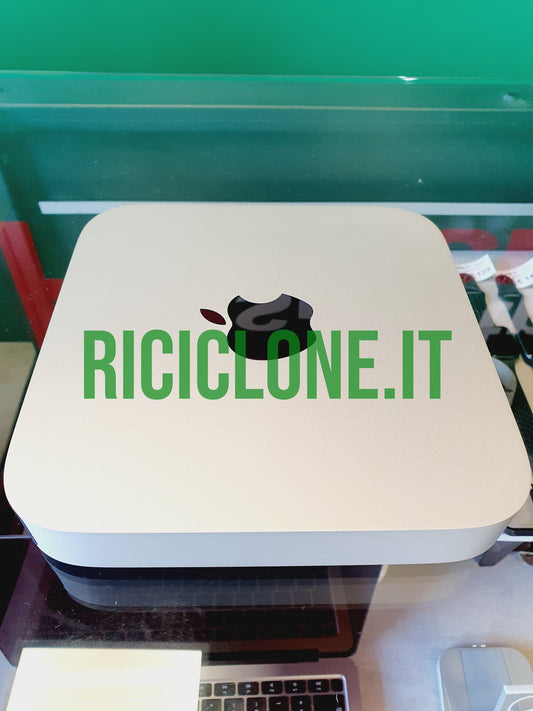 Apple Mac Mini - HD 256gb SSD - 8 gb RAM 2012