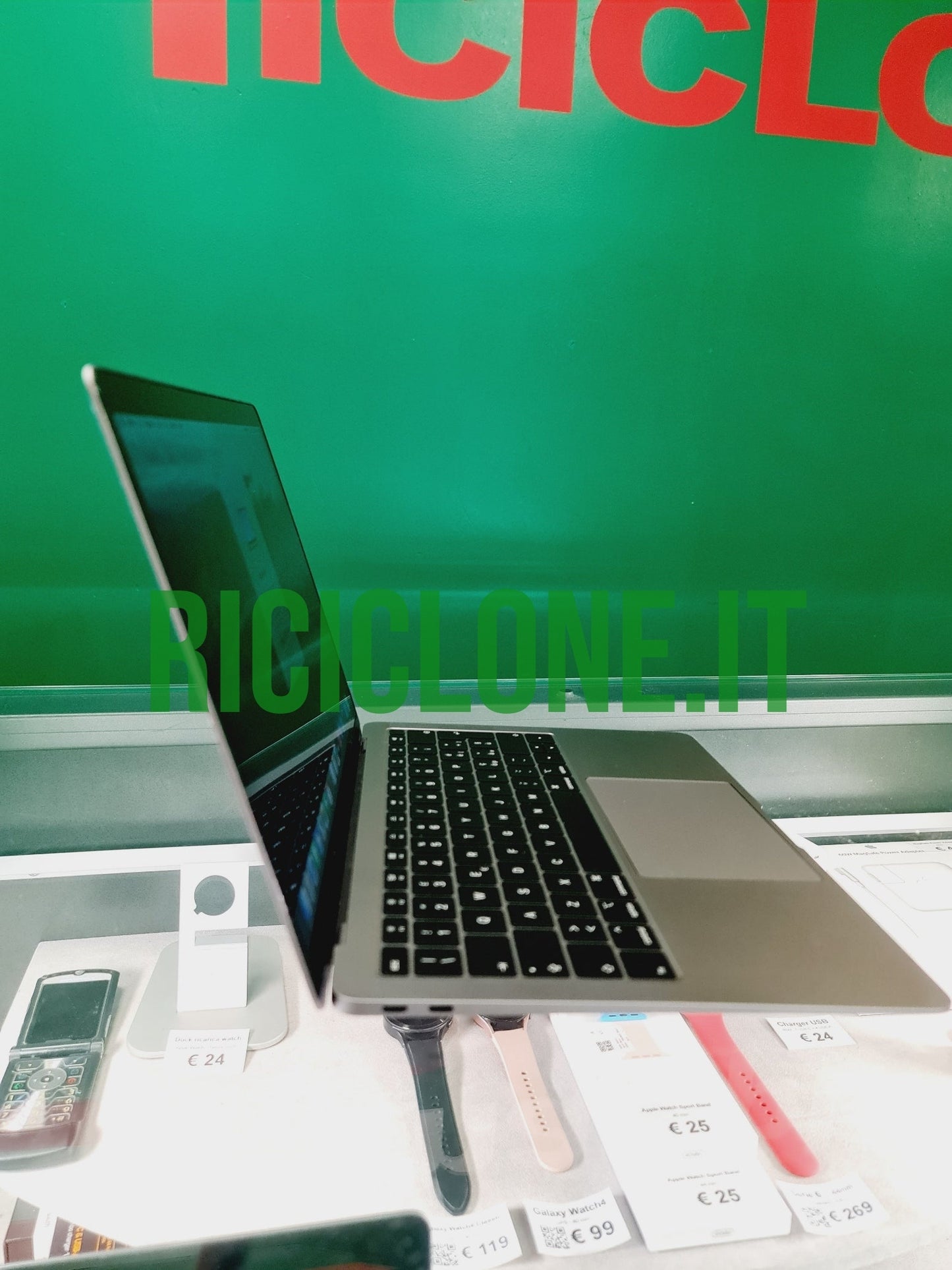 Apple MacBook Air 13" Retina - Ram 8 gb - SSD 128 GB - 2019