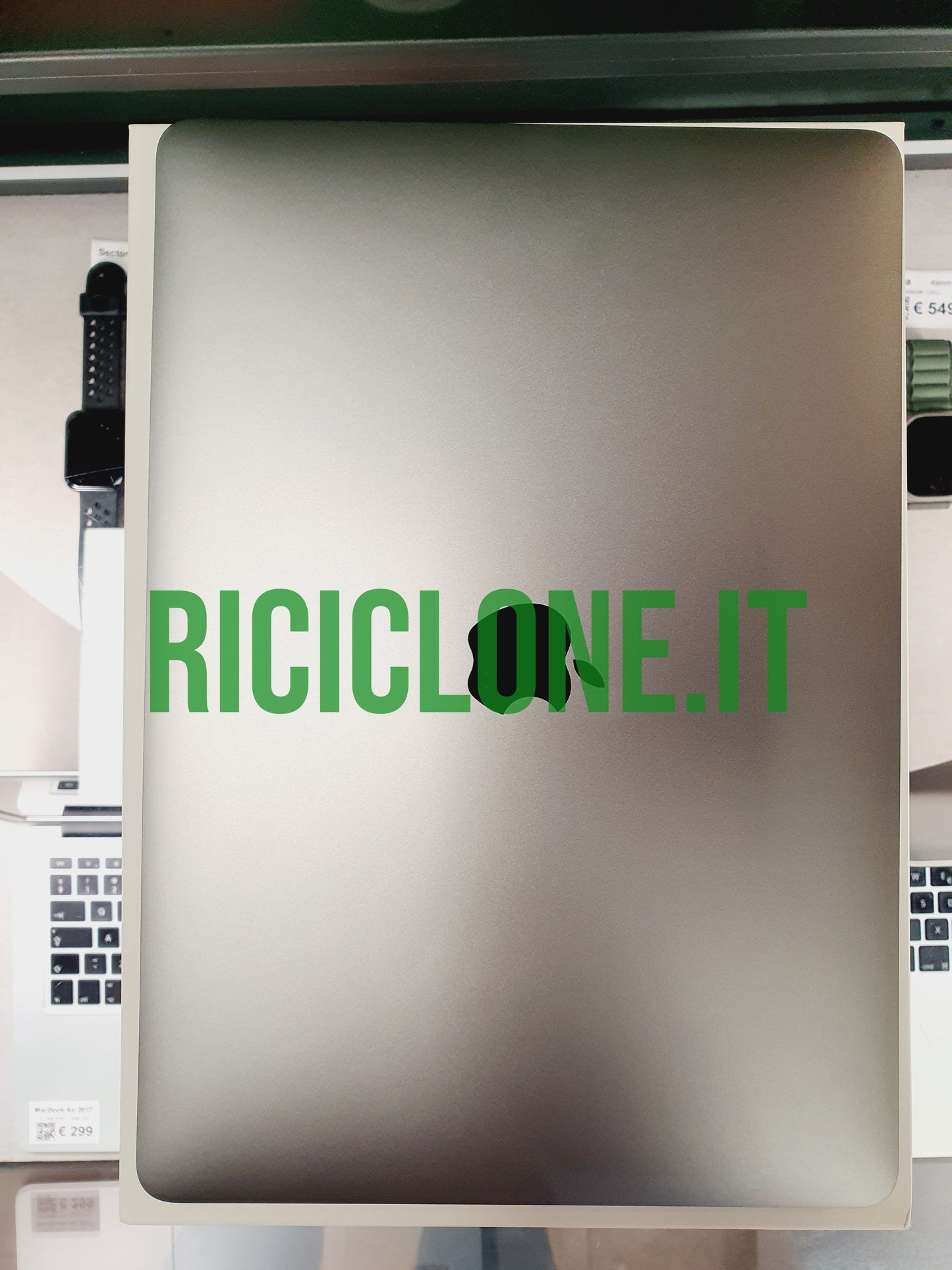 Apple MacBook Air 13.3" M1 - Ram 16 GB - SSD 256 GB - 2020