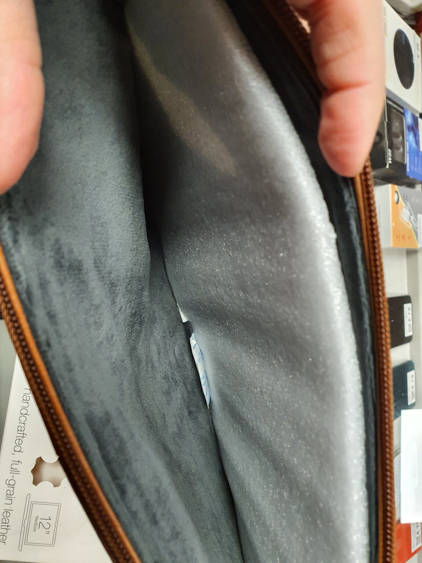 Custodia a tasca tablet da 11" in pelle marrone