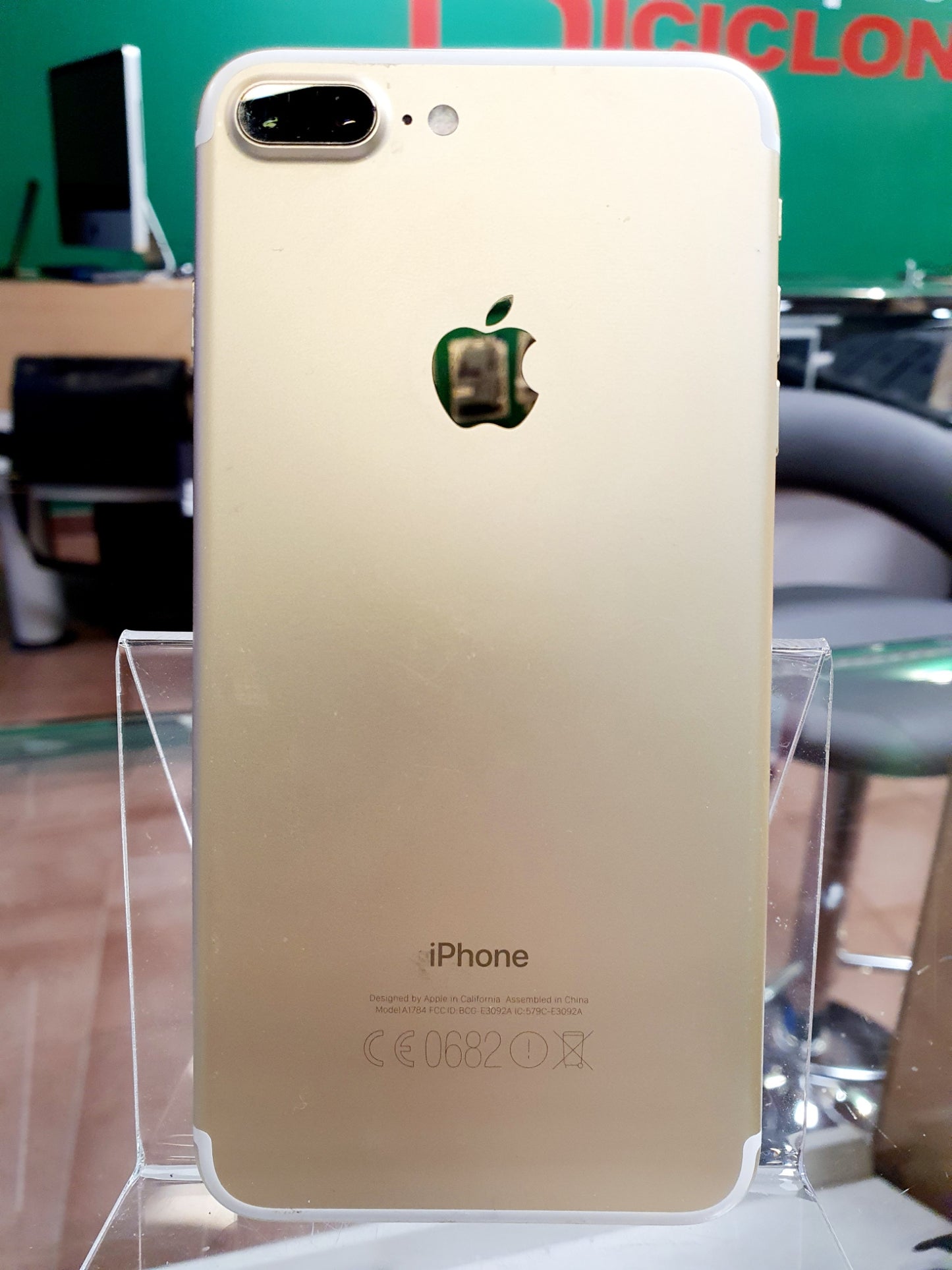 Apple iPhone 7 plus - 128gb - oro