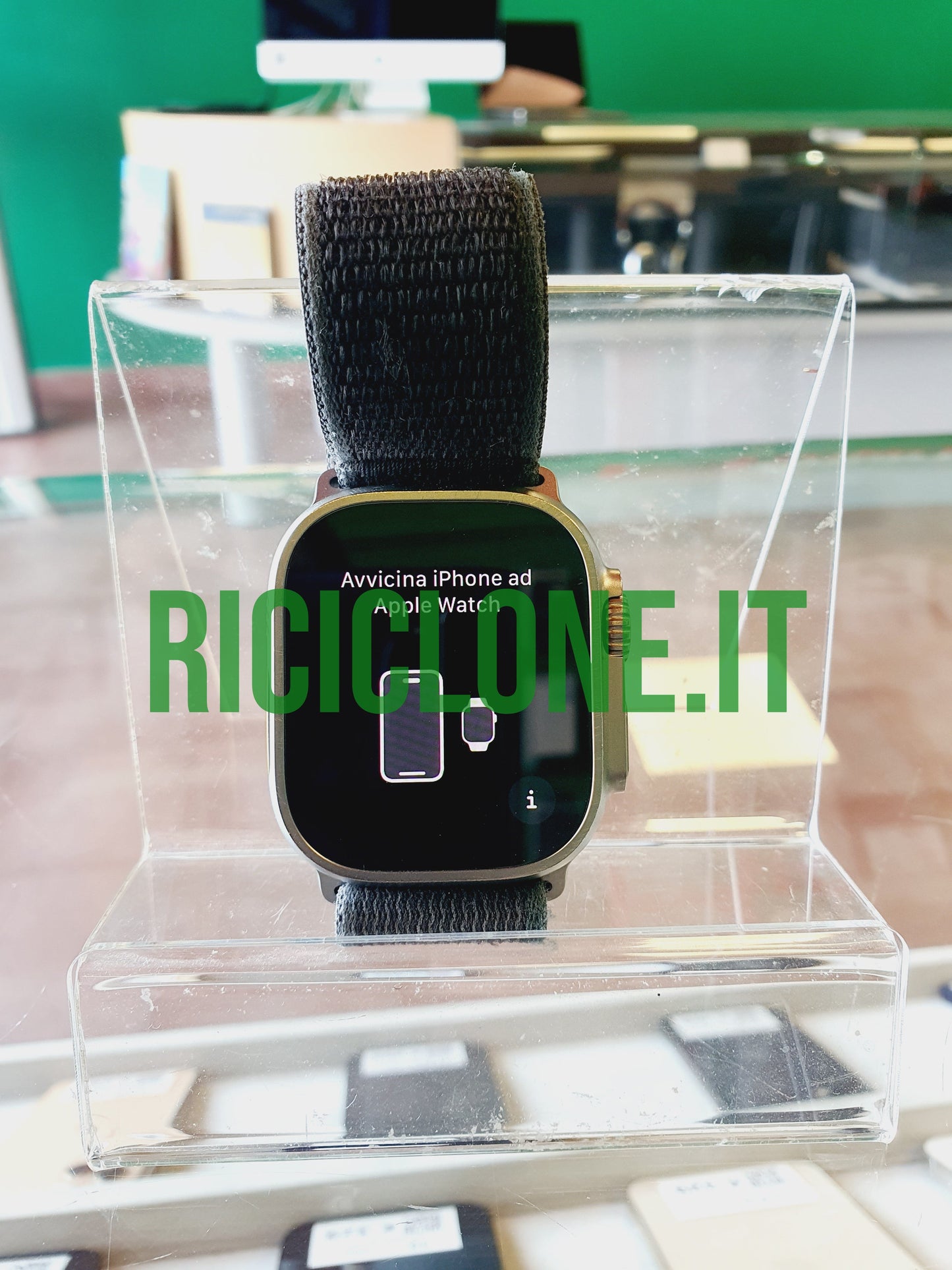 Apple Watch Ultra 2 - cellular - 49mm - titanio