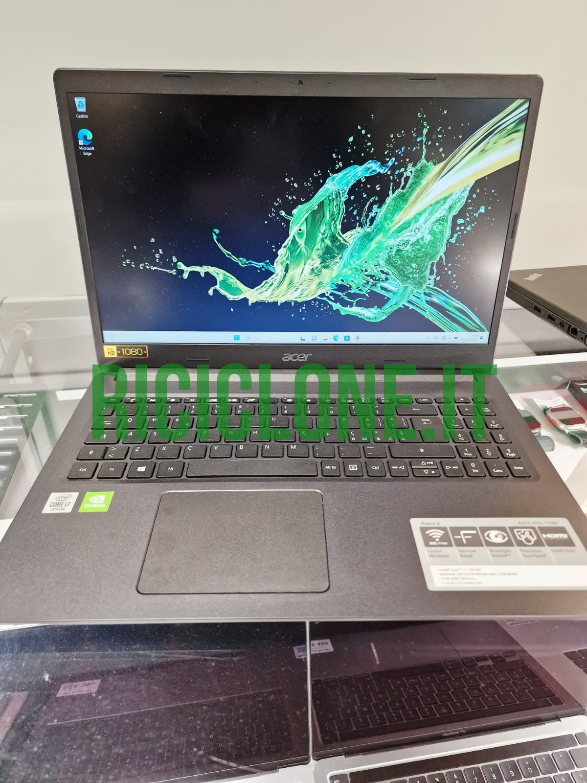Acer Aspire 3 A315-55G - 15.6" - 8gb RAM - HD 512 gb SSD