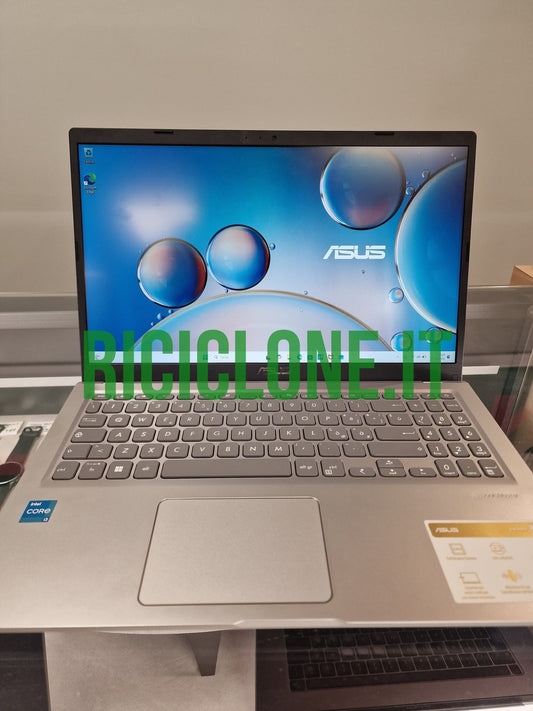 ASUS VivoBook F515EA - 15.6" - 8gb RAM - 256gb SSD