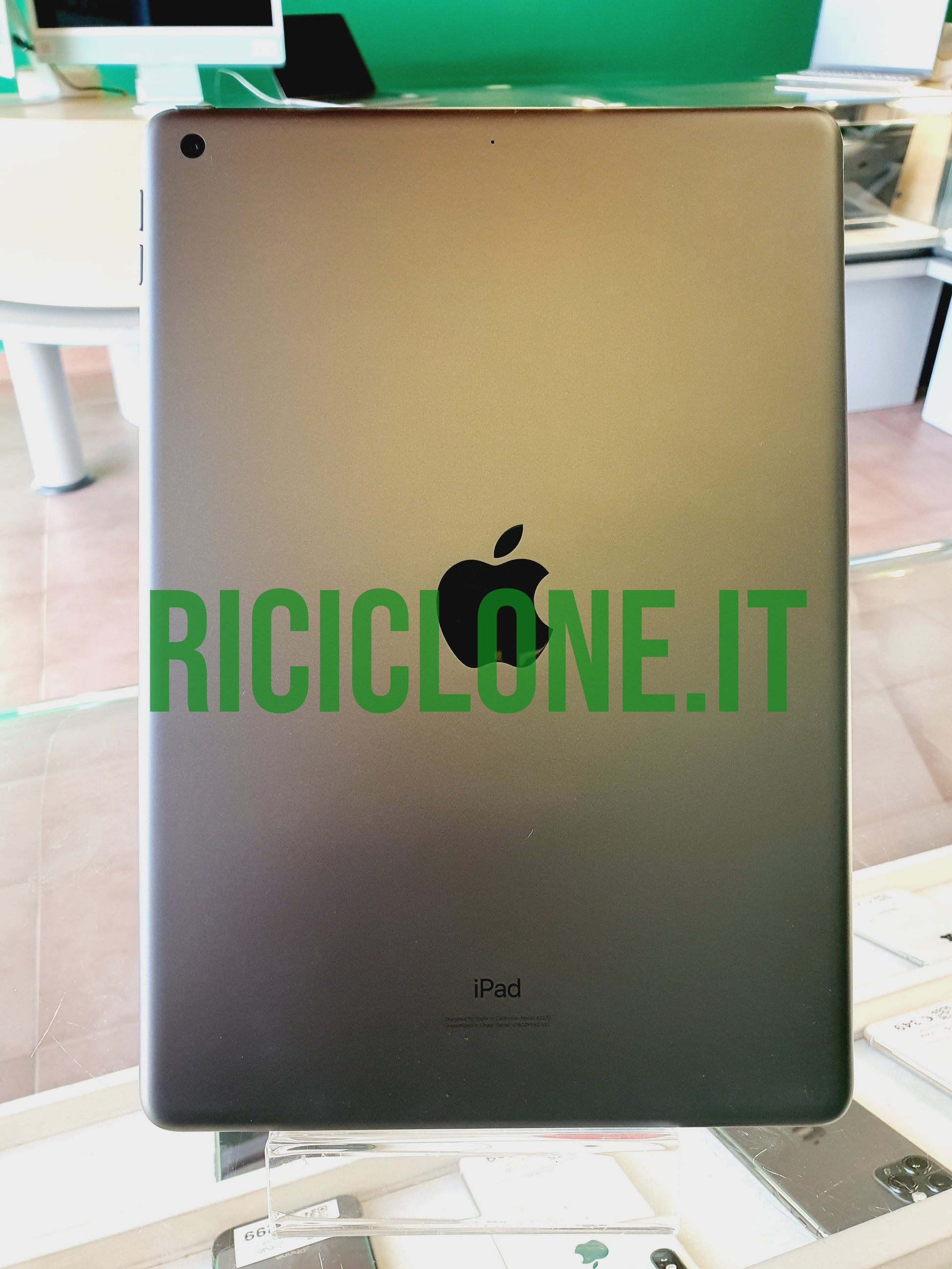 Apple iPad 8 generazione 2020 - 32gb - wifi - grigio