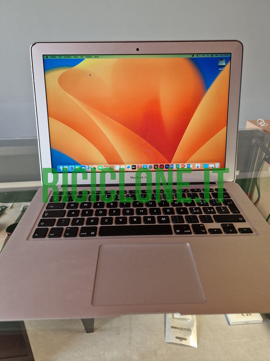 Apple MacBook Air 13.3" - Ram 4 GB - SSD 120 GB - 2015