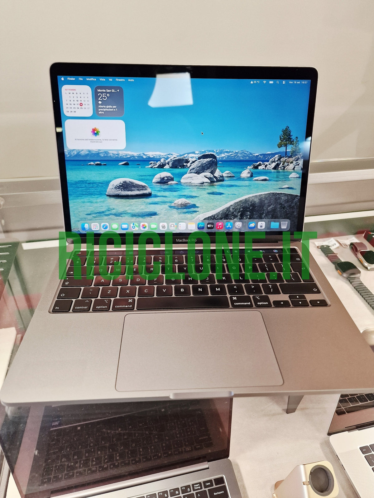 Apple MacBook Pro Retina 13" - 16 gb RAM - 500 gb SSD (2020)