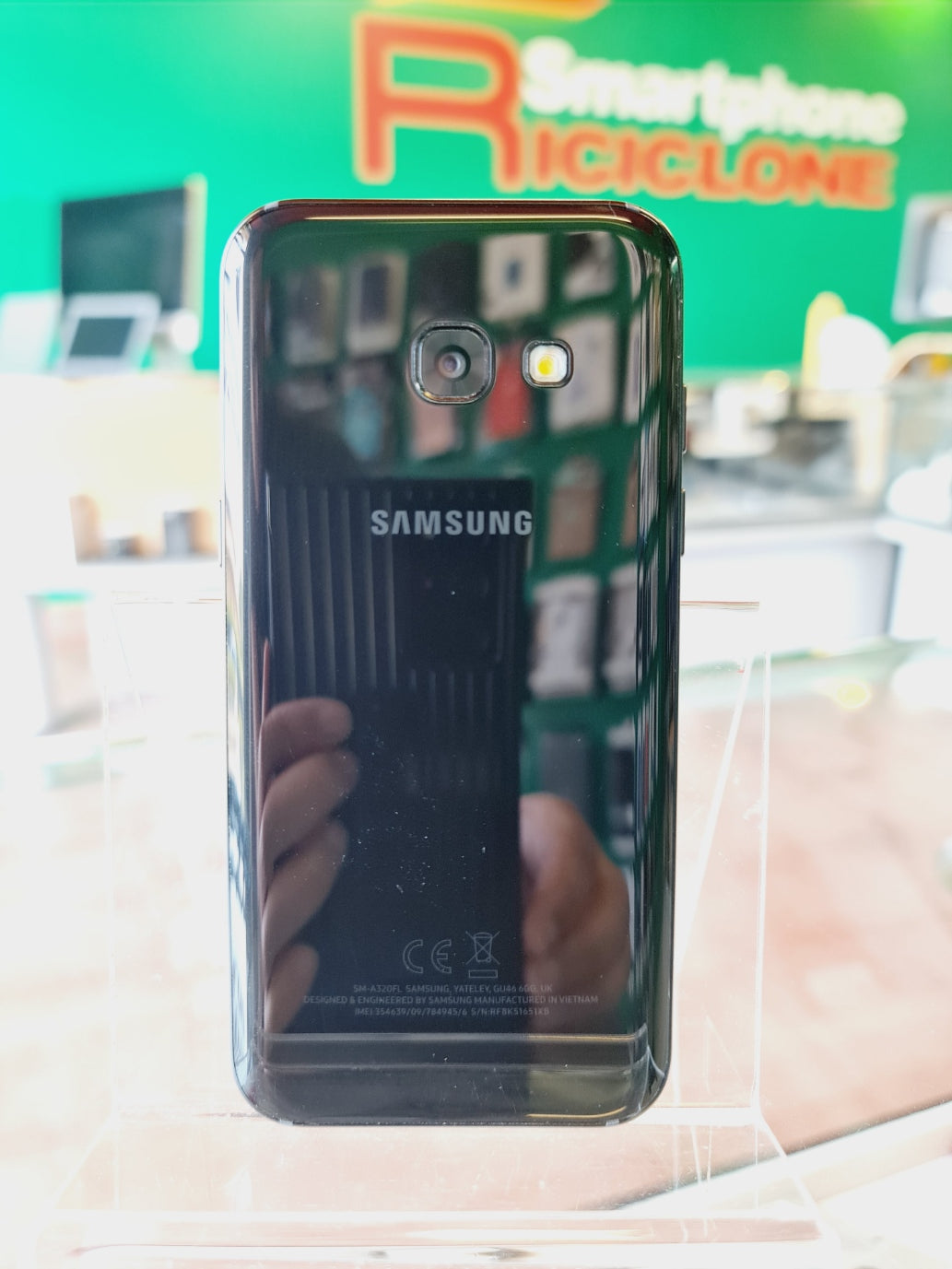 Samsung Galaxy A3 (2017) - 16gb - nero