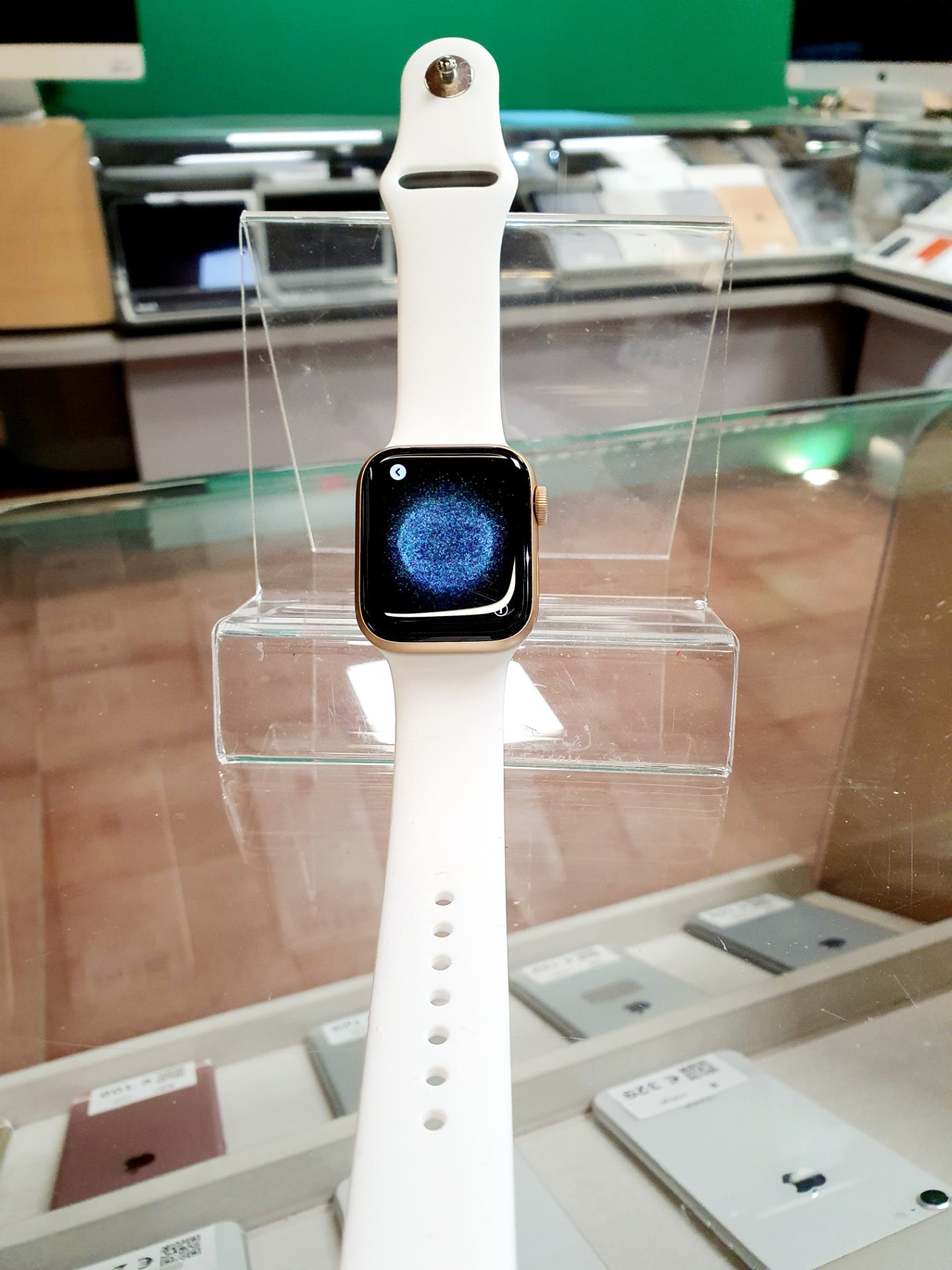Apple Watch SE GPS - 40mm - alluminio - oro